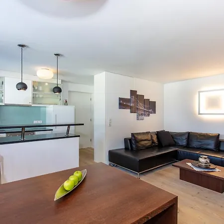 Buggl's Apartment *
